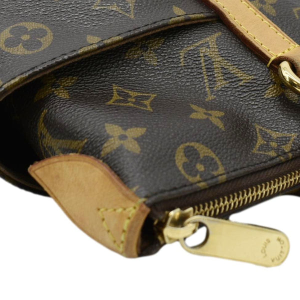 LOUIS VUITTON Totally PM Tote Bag Brown corner look