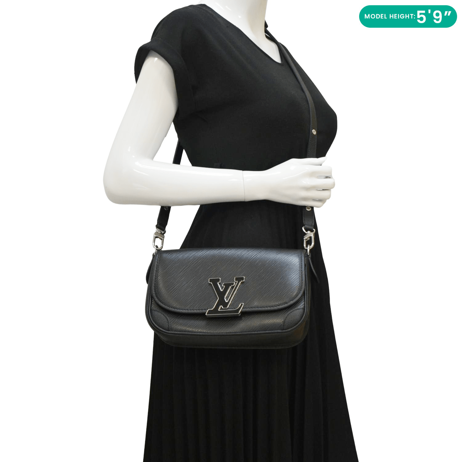 あおい)Louis Vuitton エピレザー ボディバッグ ブラック あおい あおい)Louis Vuitton エピレザー ボディバッグ ブラック あおい