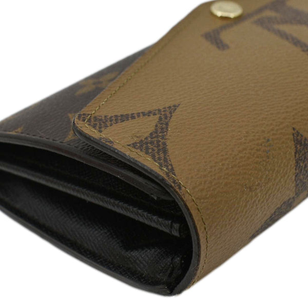 LOUIS VUITTON Sarah Monogram Reverse Canvas Wallet Brown