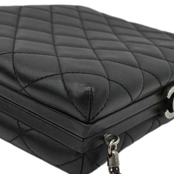 CHANEL CC Kisslock Box Lambskin Leather Chain Shoulder Bag Black