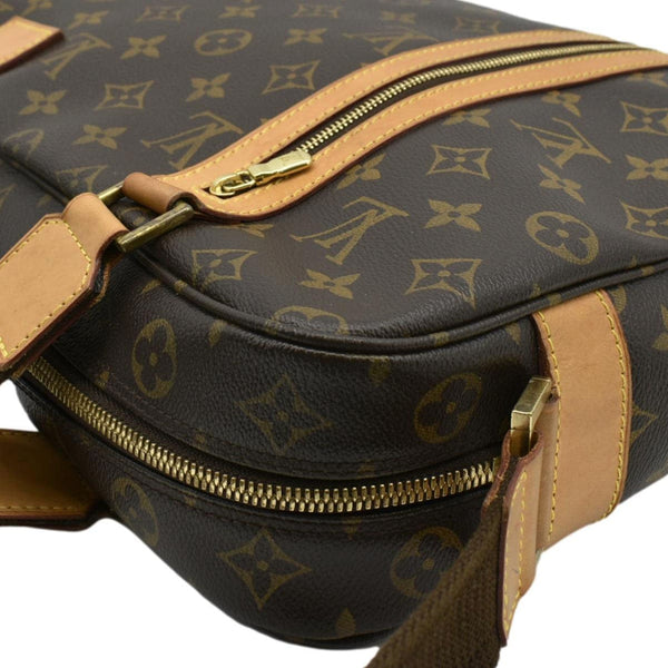 LOUIS VUITTON Sac Bosphore Monogram Canvas Messenger Bag Brown