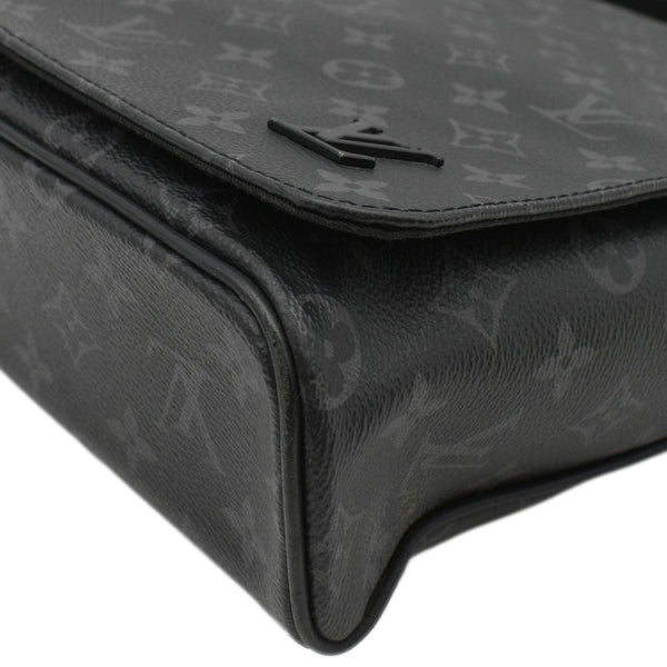 LOUIS VUITTON District MM Monogram Eclipse Messenger Bag Black