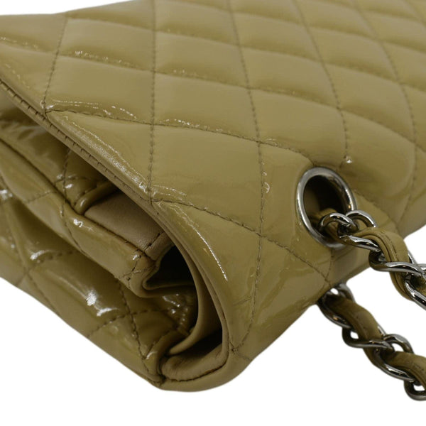 CHANEL Classic Jumbo Double Flap Quilted Leather Shoulder Bag Beige