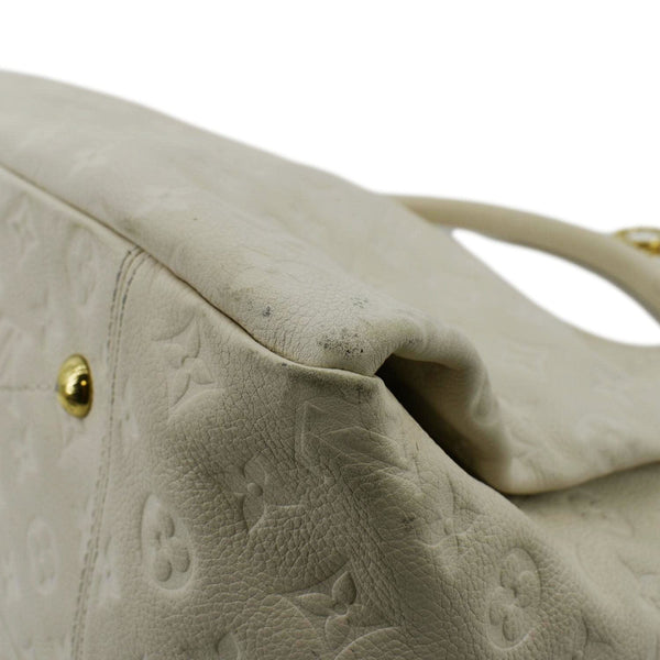LOUIS VUITTON Artsy MM Empreinte Leather Shoulder Bag Cream