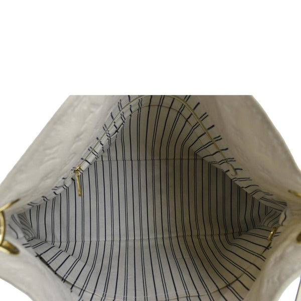 LOUIS VUITTON Artsy MM Empreinte Leather Shoulder Bag Cream