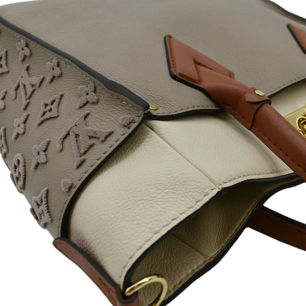 LOUIS VUITTON On My Side MM Leather Shoulder Bag Cream