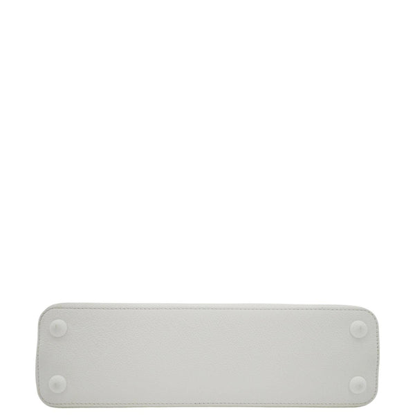 LOUIS VUITTON White leather crossbody bag with gold chain strap