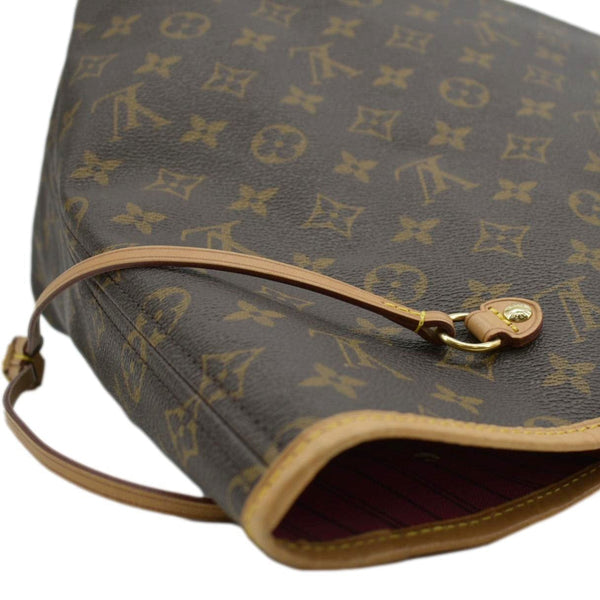 LOUIS VUITTON LOUIS VUITTON Tote Bag front right border view