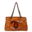 CHANEL Lipstick Medium Tote Bag Orange front look