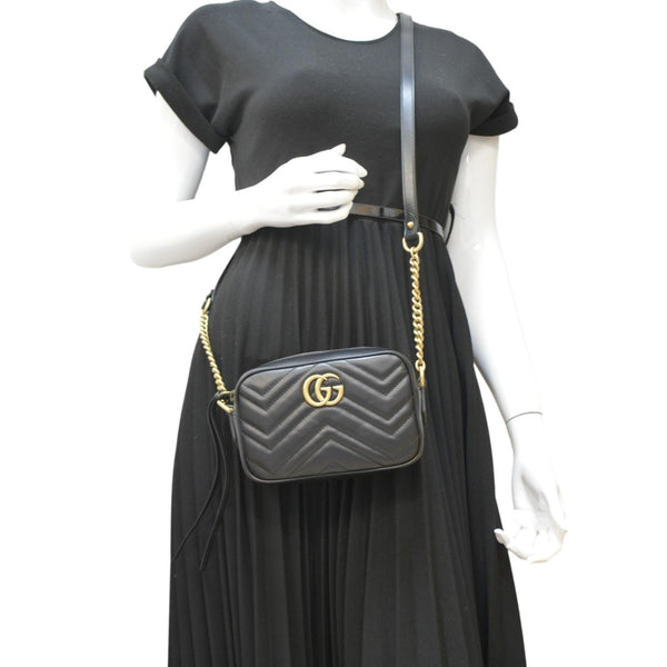 GUCCI Black Leather Chain Crossbody Bag  dummy view