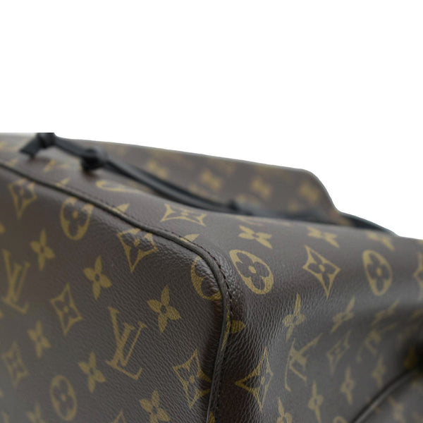 LOUIS VUITTON Neonoe Monogram Canvas Shoulder Bag Brown
