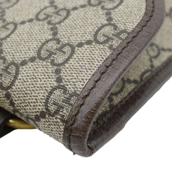 GUCCI Messenger Bag Beige front right corer look