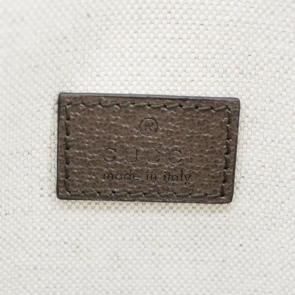 GUCCI Messenger Bag Beige tag look