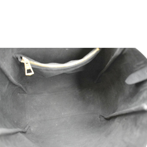 LOUIS VUITTON Brown Shoulder Bag inner look