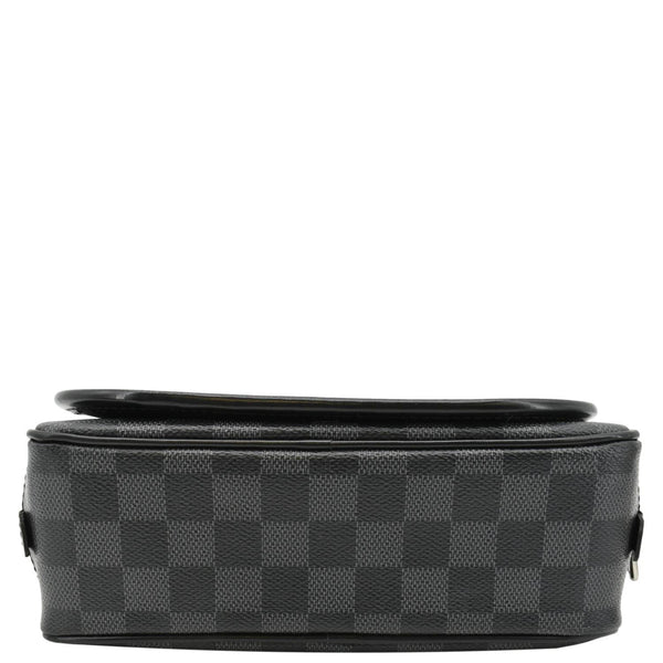 LOUIS VUITTON Damier Graphite Toiletry Cosmetic Pouch Black