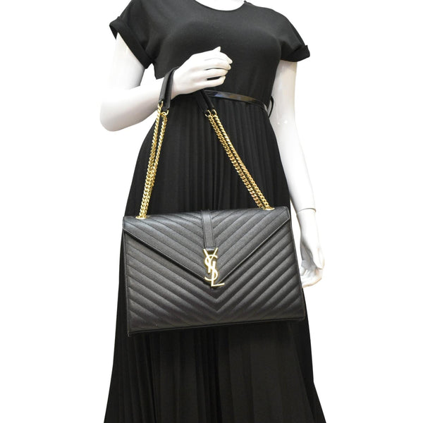 YVES SAINT LAURENT Black Shoulder Bag dummy look