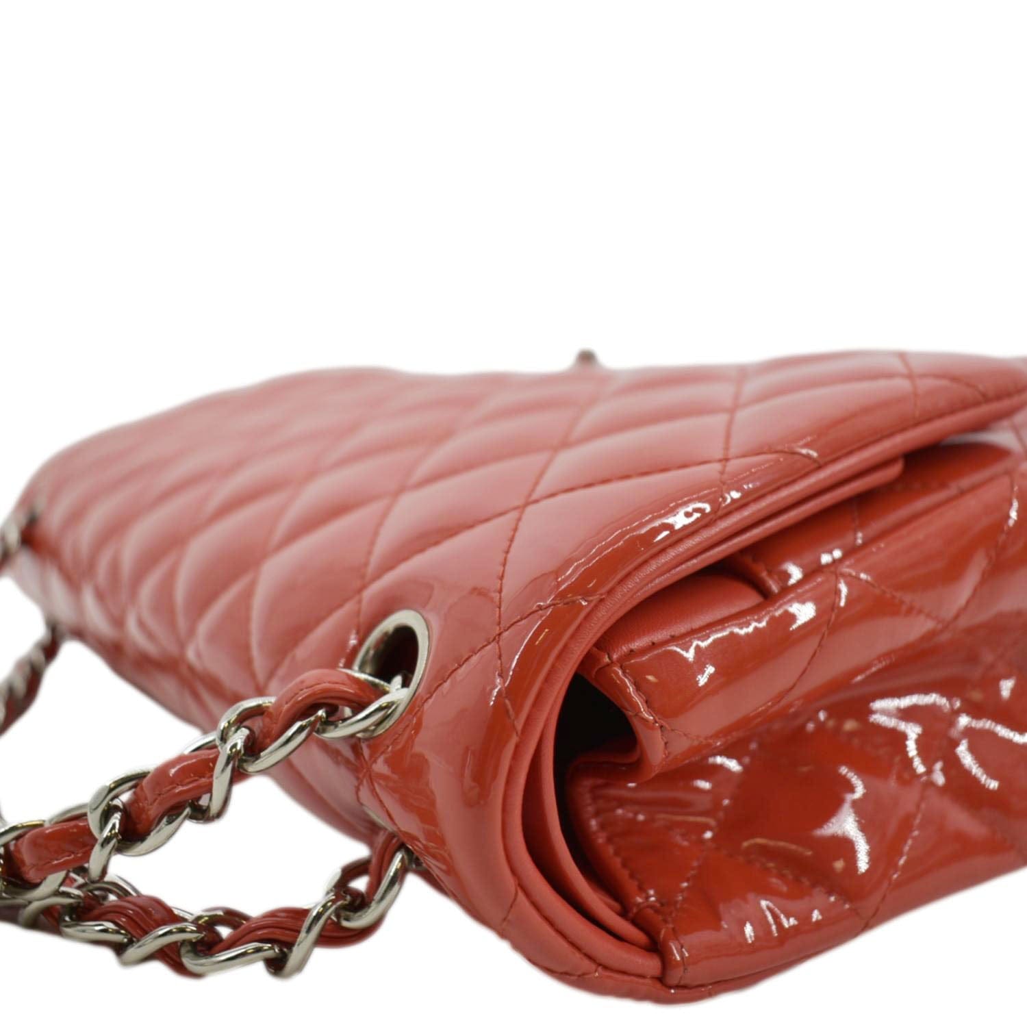 Preowned Chanel Pink Patent Leather Double Flap Jumbo Classic Bag