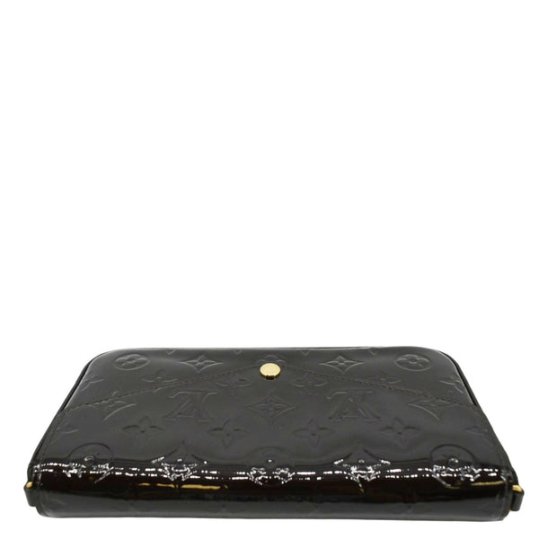 LOUIS VUITTON Felicie Pochette Monogram Vernis Crossbody Bag Amarante