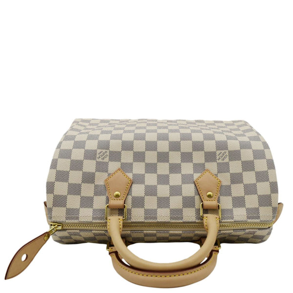 LOUIS VUITTON Speedy 30 Satchel Bag White upper look