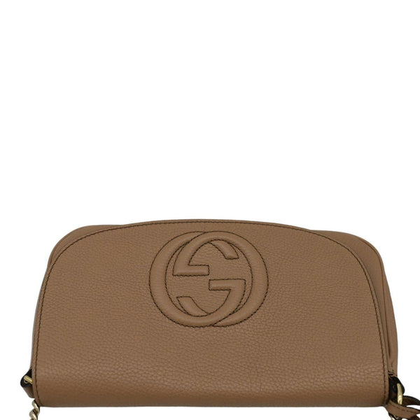 GUCCI Leather Chain Crossbody Bag Rose Beige upper look