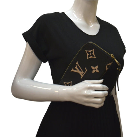 LOUIS VUITTON Zip Around Monogram Empriente Leather Wallet Bicolor