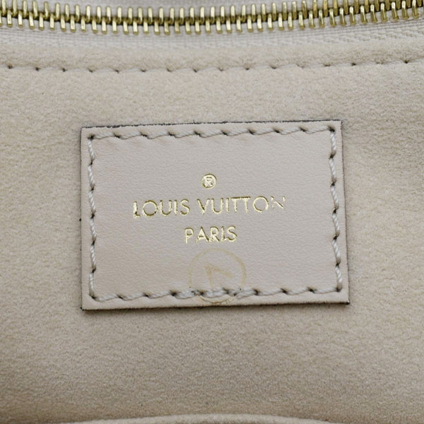 LOUIS VUITTON Cream leather Tote Bag tag look