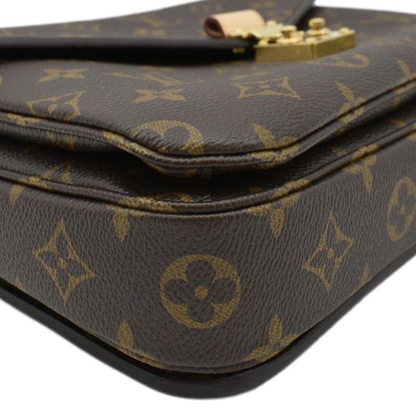 LOUIS VUITTON Metis Pochette Monogram Canvas Crossbody Bag Brown