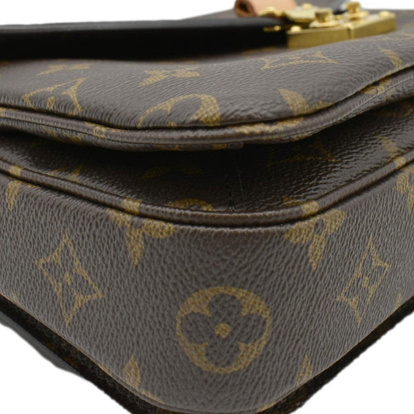 LOUIS VUITTON Metis Pochette Monogram Canvas Crossbody Bag Brown