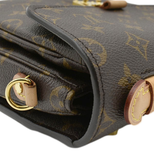 LOUIS VUITTON onogram Canvas Crossbody Bag Brown upper right corner look