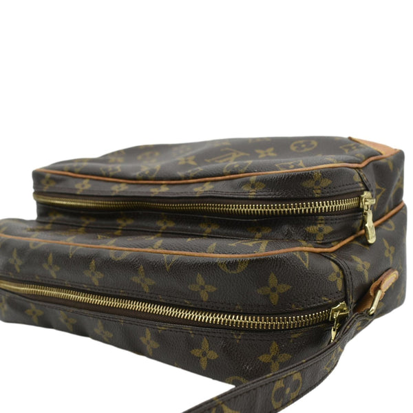 LOUIS VUITTON Nile Vintage Monogram Canvas Crossbody Shoulder Bag