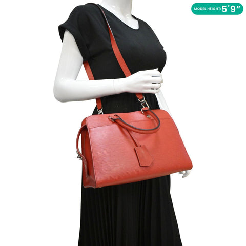 LOUIS VUITTON Vaneau MM Epi Leather Shoulder Bag Red
