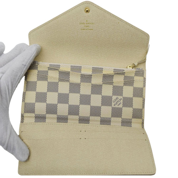 LOUIS VUITTON Josephine  Damier Azur Wallet White