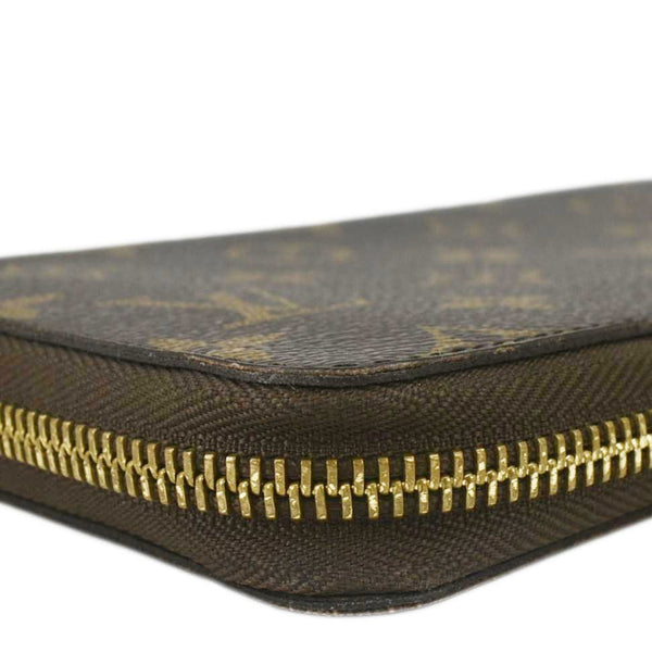 LOUIS VUITTON Monogram Canvas Zippy Wallet Brown