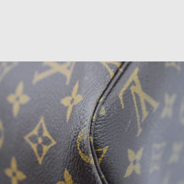 LOUIS VUITTON Neverfull GM Monogram Canvas Shoulder Bag Fuchsia
