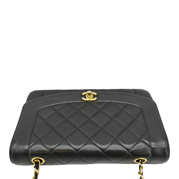 HANEL Diana Flap Vintage Quilted Leather Shoulder Bag Black upper look