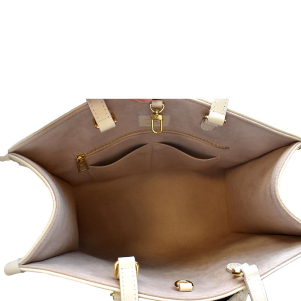 LOUIS VUITTON Onthego MM Giant Monogram Leather Shoulder Bag Bicolor