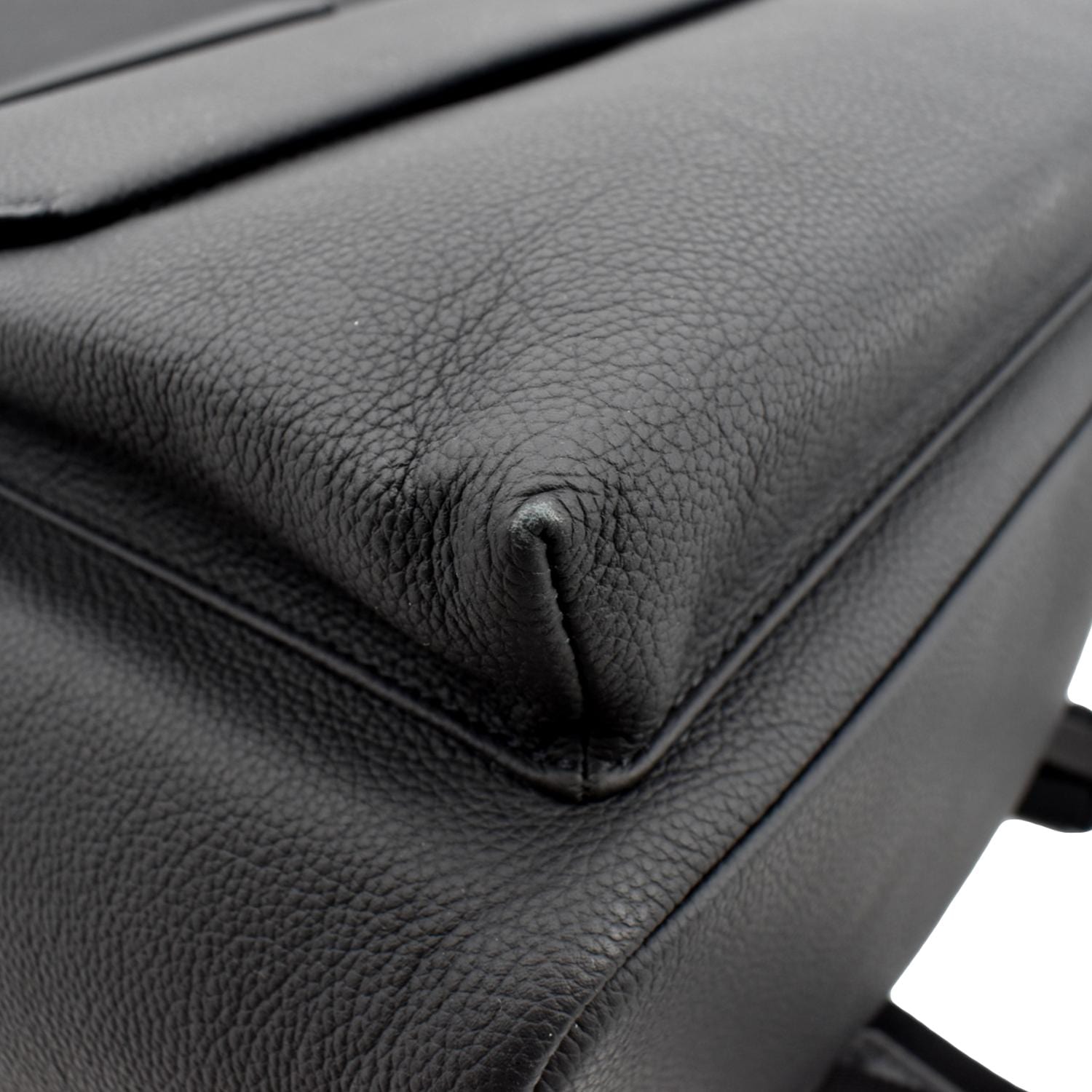 Louis Vuitton Takeoff Backpack, Khaki Green Leather, Preowned No Dustbag  WA001 - Julia Rose Boston