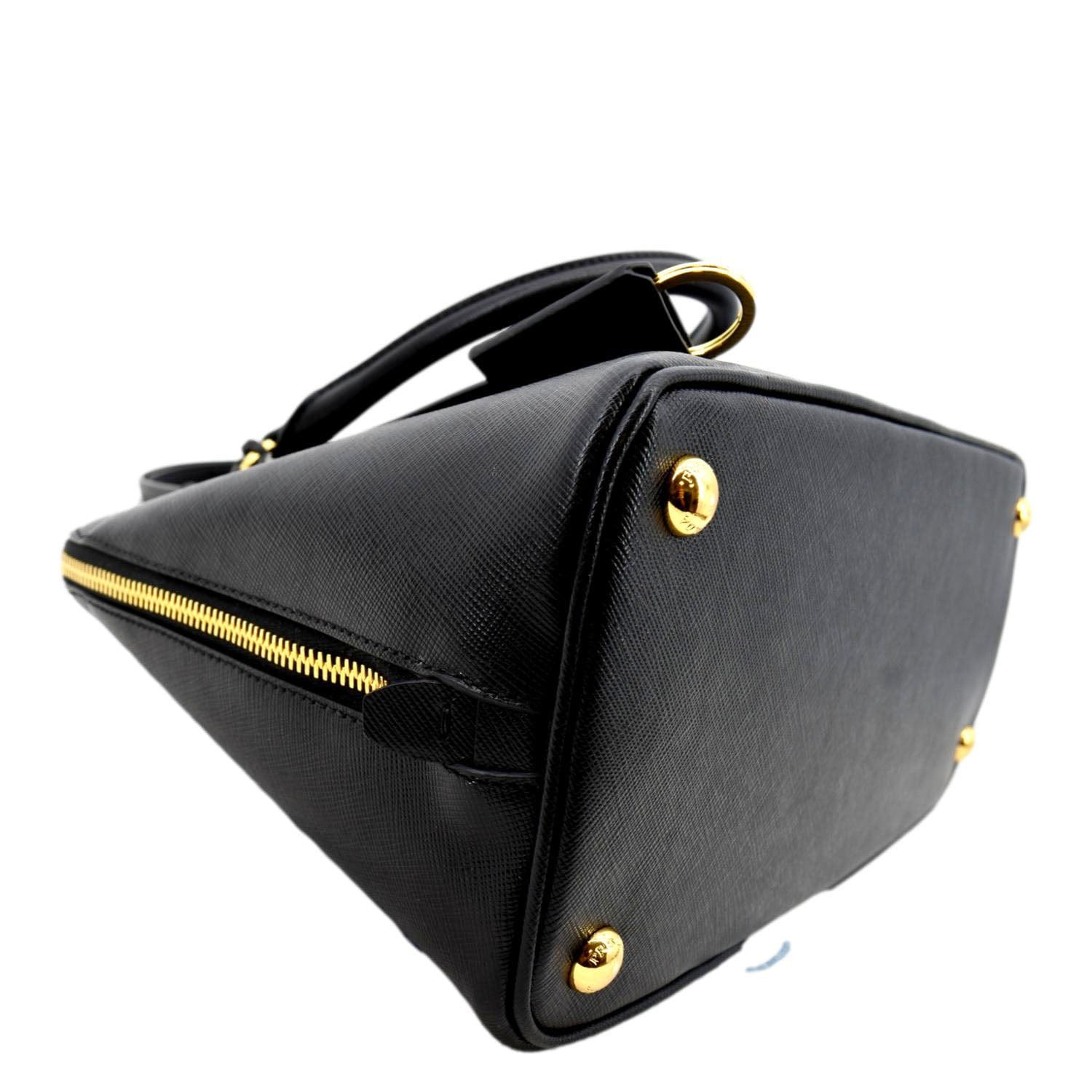 Medium Saffiano Promenade Bag Black (Nero)