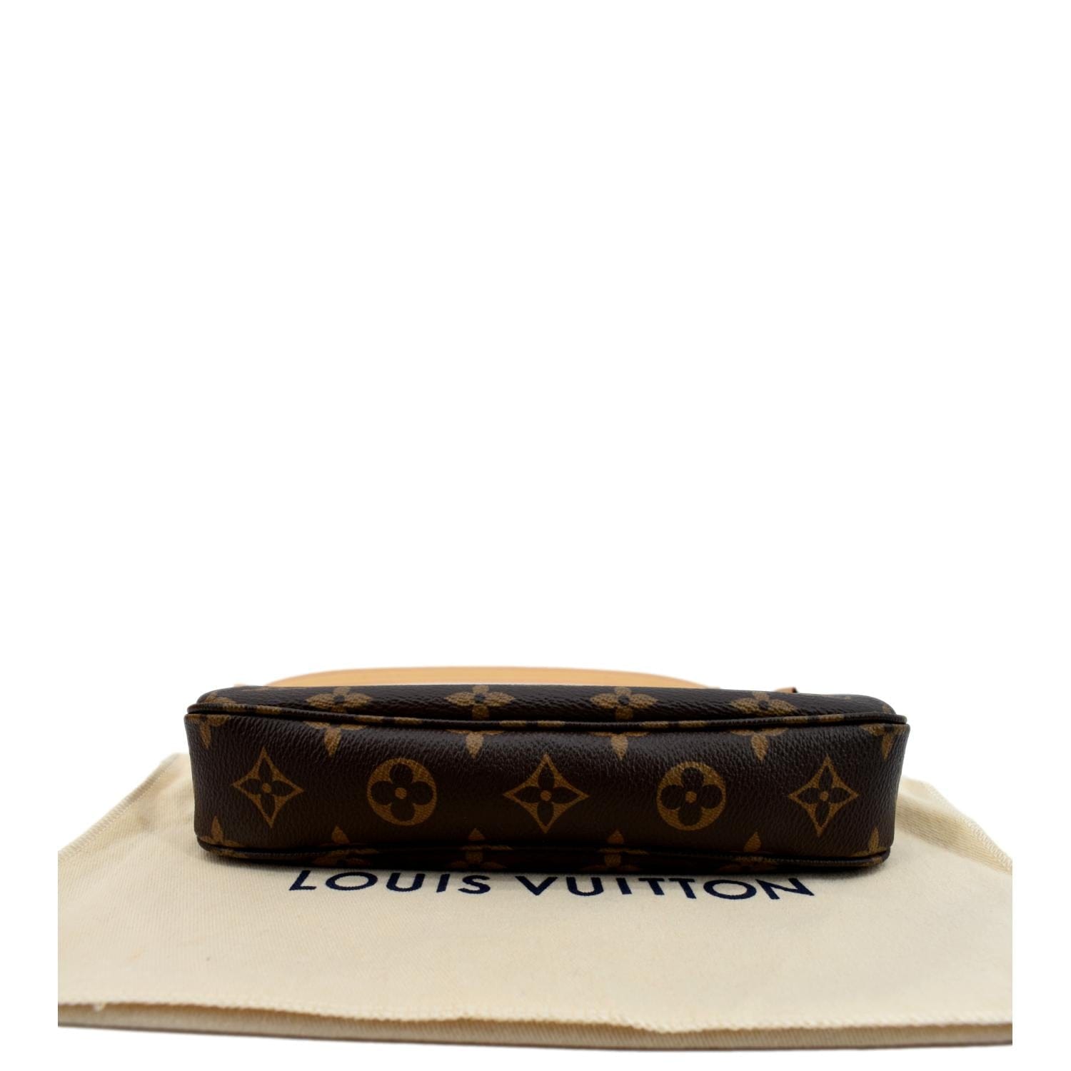 Louis Vuitton Pochette Accessoires NM Monogram Canvas - ShopStyle Clutches