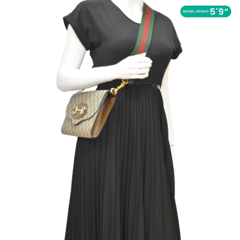 GUCCI Horsebit 1955 Small GG Supreme Canvas Beige Shoulder Bag dummy side look