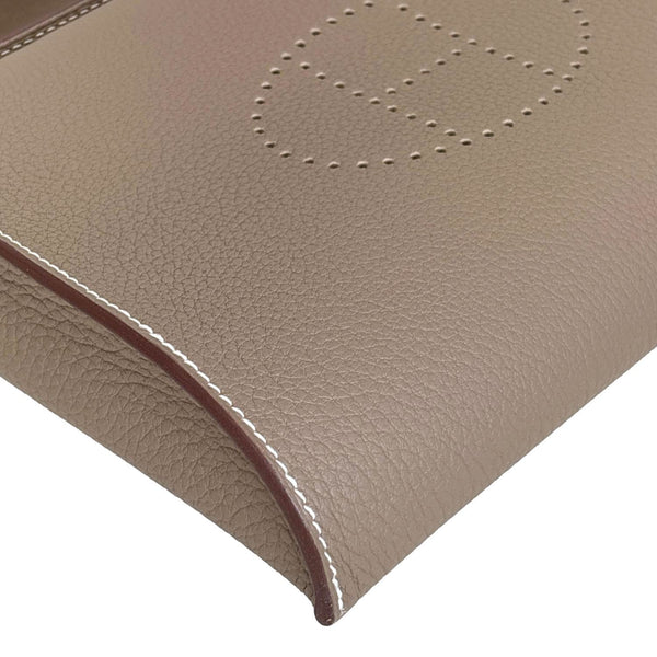 HERMES Videpoches Clemence Leather Crossbody Bag Beige