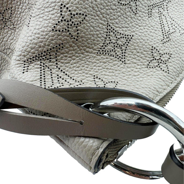 LOUIS VUITTON Beaubourg Mahina MM Leather Hobo Shoulder Bag Galet