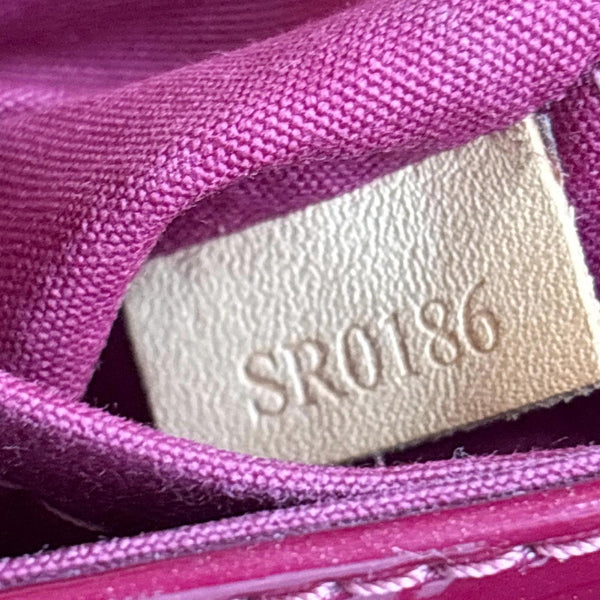 LOUIS VUITTON Pasadena Monogram Vernis Leather Shoulder Bag Red