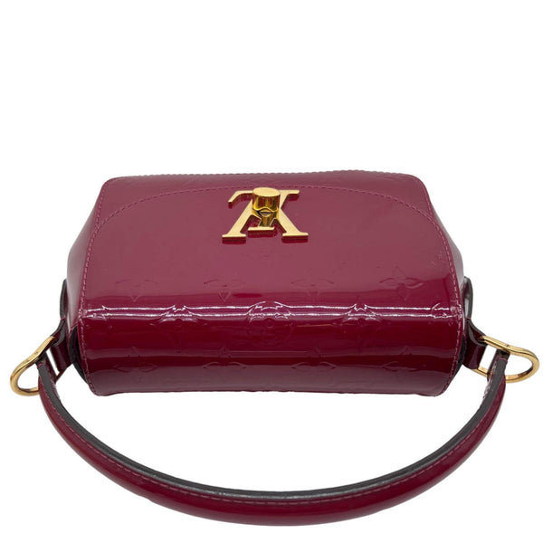 LOUIS VUITTON Pasadena Monogram Vernis Leather Shoulder Bag Red