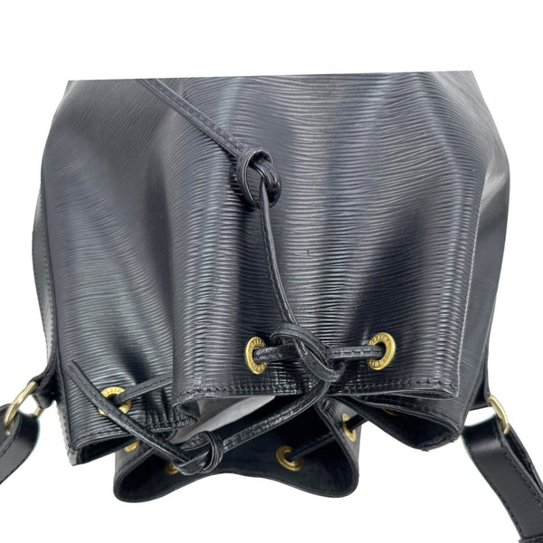 LOUIS VUITTON Noe Epi Leather Bucket Bag Black
