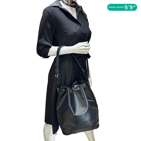 LOUIS VUITTON Noe Epi Leather Bucket Bag Black