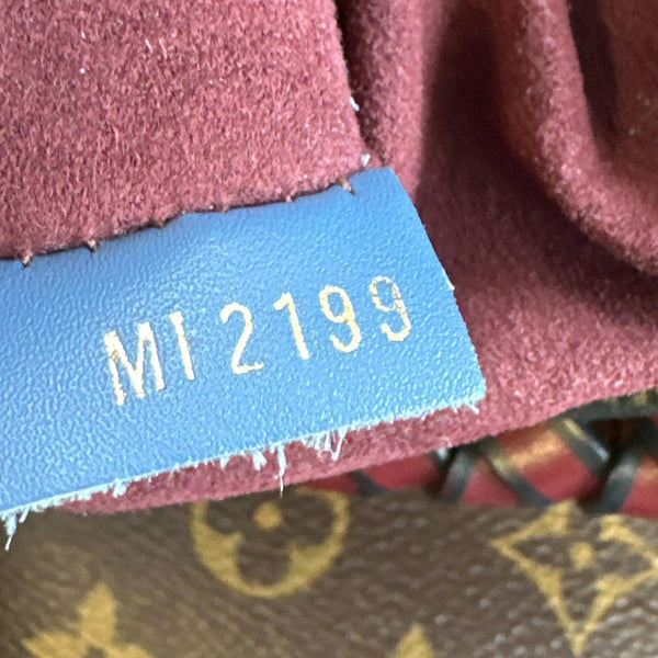 LOUIS VUITTON Beaubourg Mini Monogram Canvas Hobo Bag Bordeaux