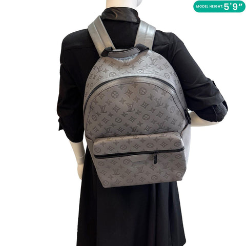 LOUIS VUITTON Discovery PM Calfskin Monogram Shadow Backpack Bag Grey