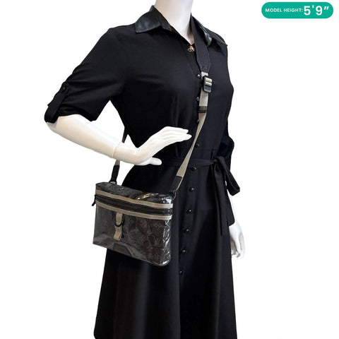 LOUIS VUITTON Messenger PM Monogram Eclipse Glaze Canvas Crossbody Bag Black