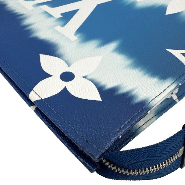 LOUIS VUITTON Toiletry 26 Giant Monogram Giant Escale Canvas Pouch Blue